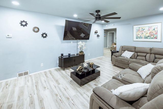 1804 Glen Avenue, Beloit, WI 53511