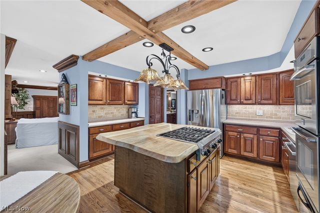 481 Lake of The Woods Boulevard, Akron, OH 44333