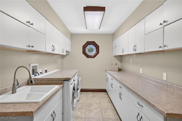 481 Lake of The Woods Boulevard, Akron, OH 44333