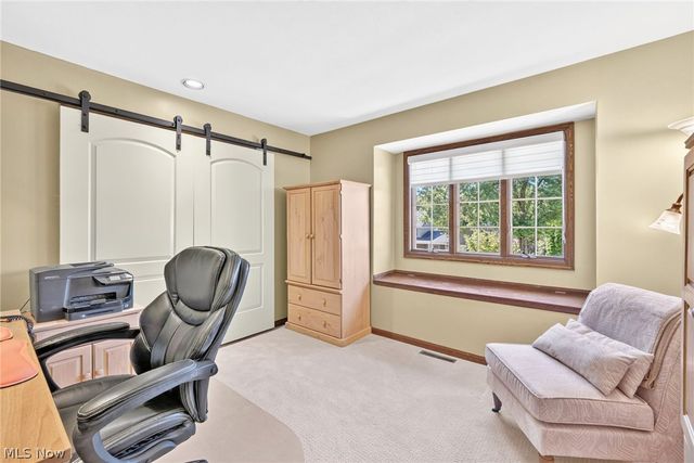 481 Lake of The Woods Boulevard, Akron, OH 44333