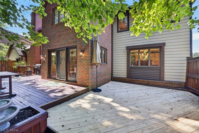 481 Lake of The Woods Boulevard, Akron, OH 44333