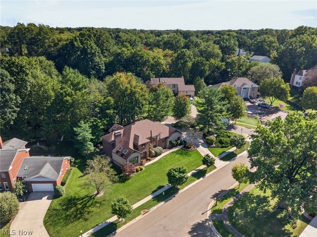 481 Lake of The Woods Boulevard, Akron, OH 44333