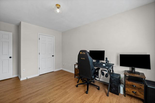 728 Cannonsburg Drive, Duncan, SC 29334