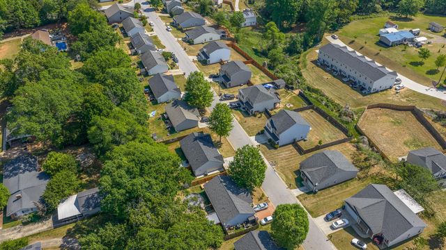 728 Cannonsburg Drive, Duncan, SC 29334