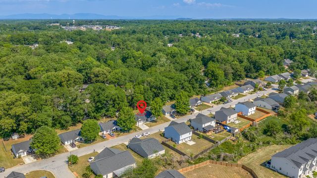 728 Cannonsburg Drive, Duncan, SC 29334