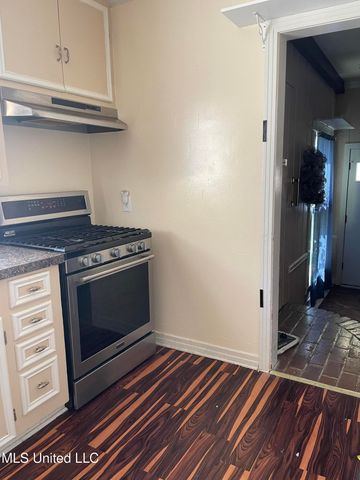 1240 Magnolia Avenue, Natchez, MS 39120