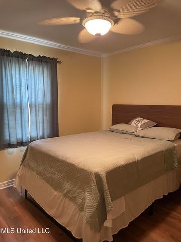 1240 Magnolia Avenue, Natchez, MS 39120