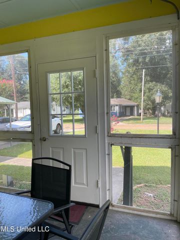 1240 Magnolia Avenue, Natchez, MS 39120