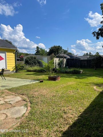 1240 Magnolia Avenue, Natchez, MS 39120