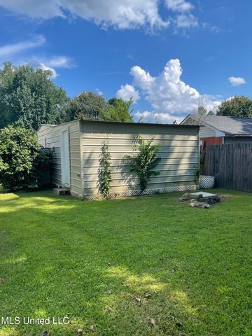 1240 Magnolia Avenue, Natchez, MS 39120