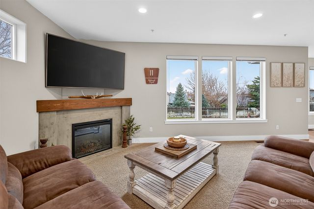 2429 Highland View Drive, East Wenatchee, WA 98802