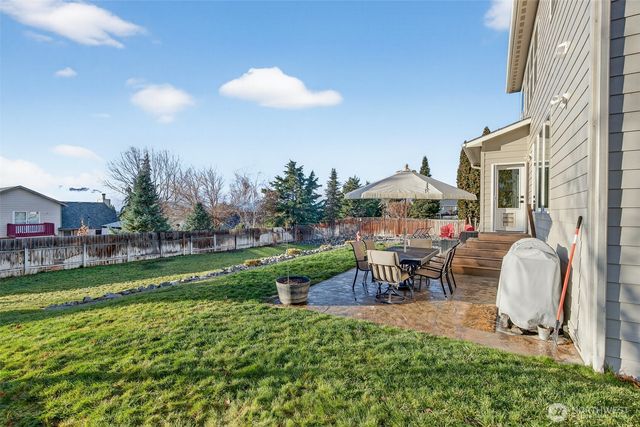 2429 Highland View Drive, East Wenatchee, WA 98802