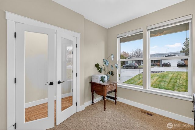 2429 Highland View Drive, East Wenatchee, WA 98802