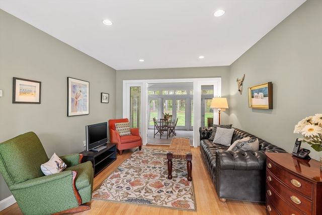 69 Plain Road, Wayland, MA 01778
