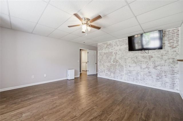 2041 Castlemaine Circle, Woodstock, GA 30189