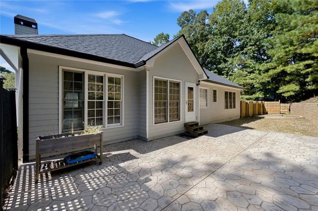 2041 Castlemaine Circle, Woodstock, GA 30189