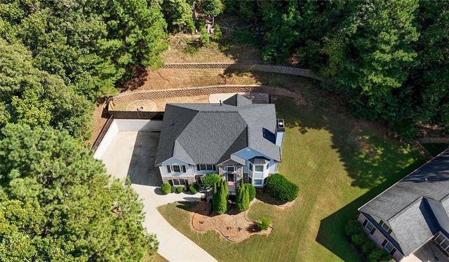 2041 Castlemaine Circle, Woodstock, GA 30189