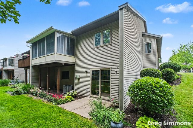 2579 Falcon Pointe Drive Nw, City Of Walker, MI 49534