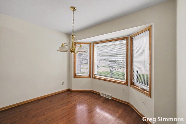 2579 Falcon Pointe Drive Nw, City Of Walker, MI 49534