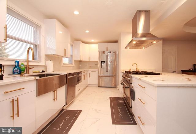 2738 AXE FACTORY RD, Philadelphia, PA 19152