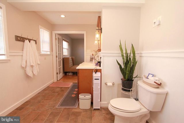 2738 AXE FACTORY RD, Philadelphia, PA 19152