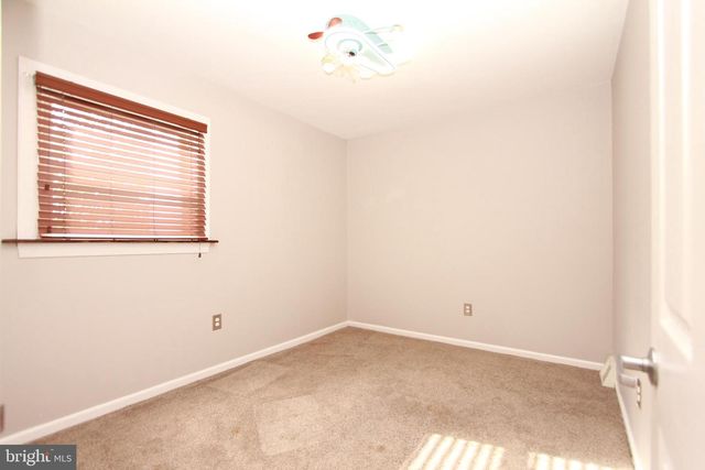 2738 AXE FACTORY RD, Philadelphia, PA 19152