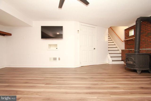 2738 AXE FACTORY RD, Philadelphia, PA 19152