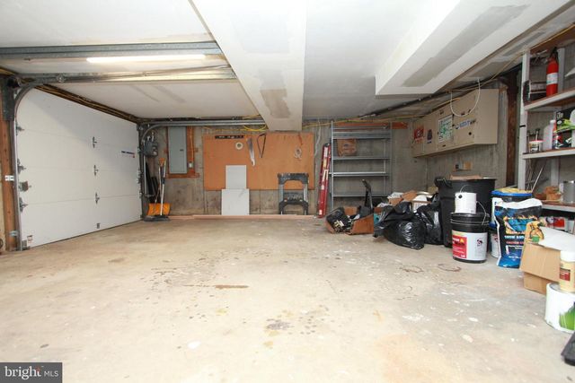 2738 AXE FACTORY RD, Philadelphia, PA 19152