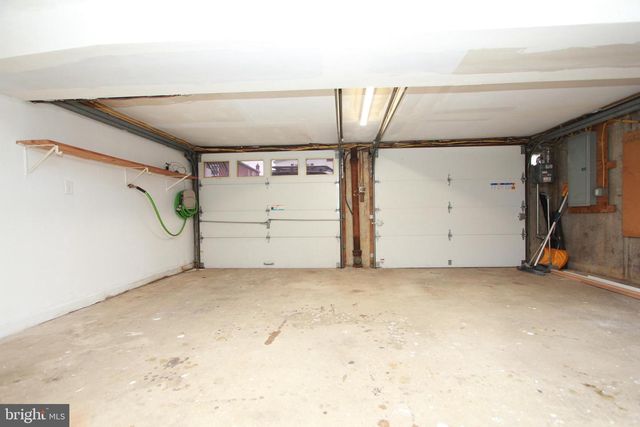 2738 AXE FACTORY RD, Philadelphia, PA 19152