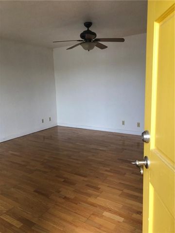112 W 38TH ST 202, Austin, TX 78705