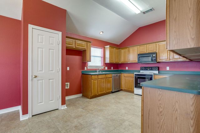 5518 Chimney Rock Drive, Arlington, TX 76017