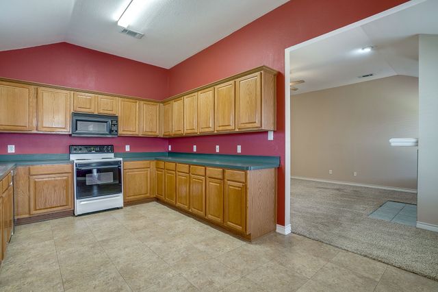 5518 Chimney Rock Drive, Arlington, TX 76017