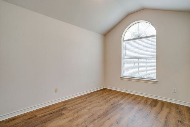 5518 Chimney Rock Drive, Arlington, TX 76017