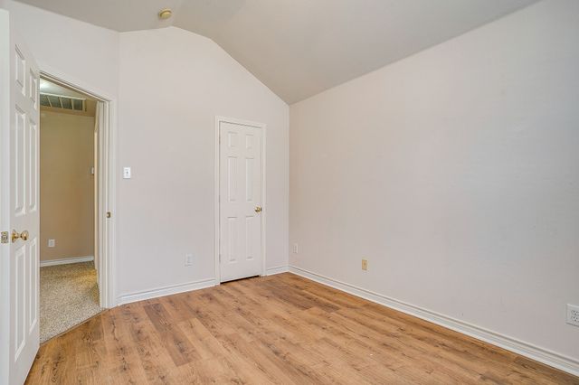 5518 Chimney Rock Drive, Arlington, TX 76017