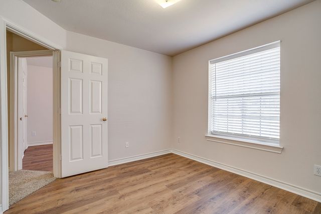 5518 Chimney Rock Drive, Arlington, TX 76017