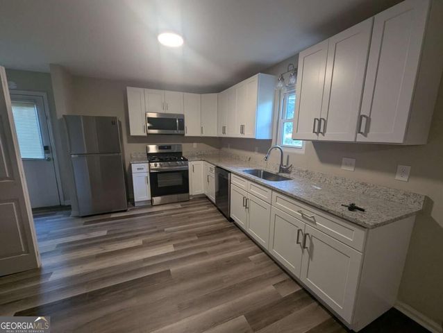1611 Creek Pond Cove, Decatur, GA 30032