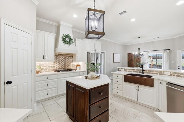 320 Oregon Trail, Argyle, TX 76226