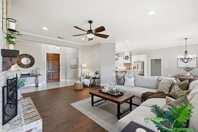 320 Oregon Trail, Argyle, TX 76226