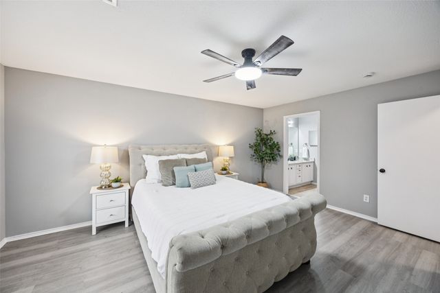 621 Renaissance Place, Cedar Hill, TX 75104