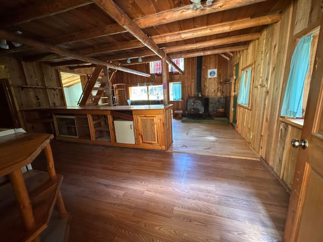 221 Trask Pond Rd, Newport, WA 99156