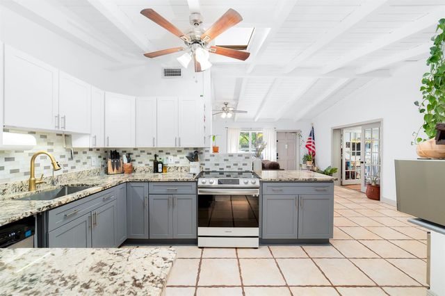 2869 SW 13th Court, Fort Lauderdale, FL 33312