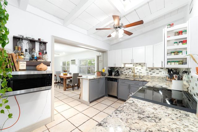 2869 SW 13th Court, Fort Lauderdale, FL 33312