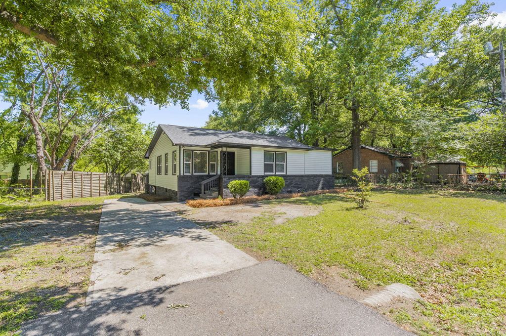 2649 Orchid Avenue, North Charleston, SC 29405