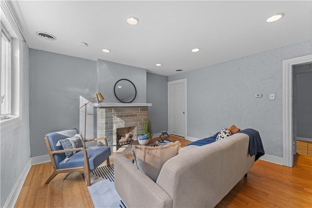 7 Greeley St, South Side, PA 15203