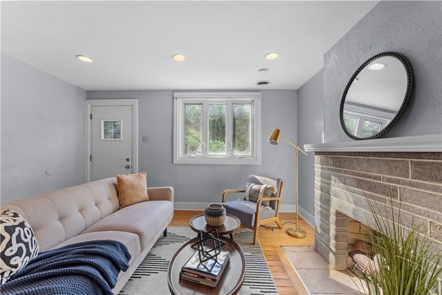 7 Greeley St, South Side, PA 15203