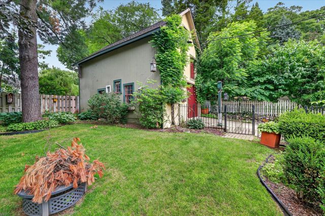 347 N Madison Street, Marshall, MI 49068