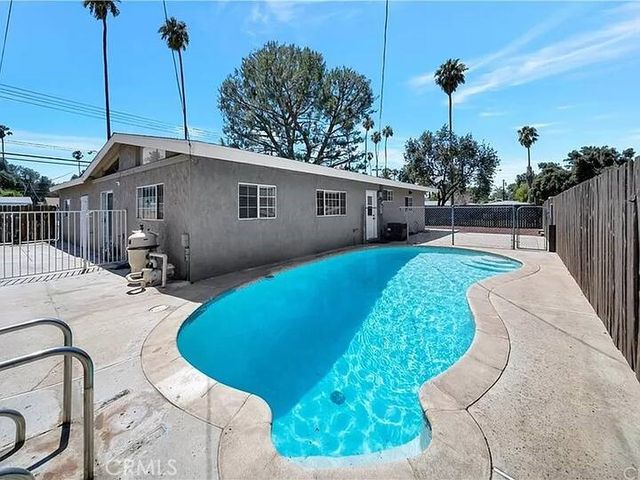 3561 Jefferson Street, Riverside, CA 92504