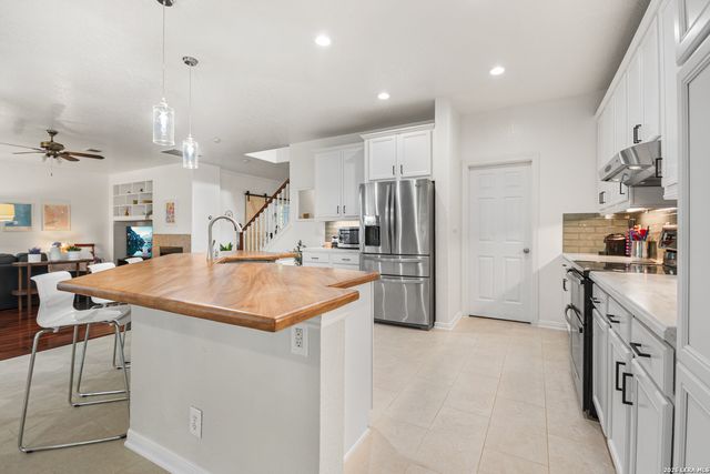7819 Chilton Stage, San Antonio, TX 78255