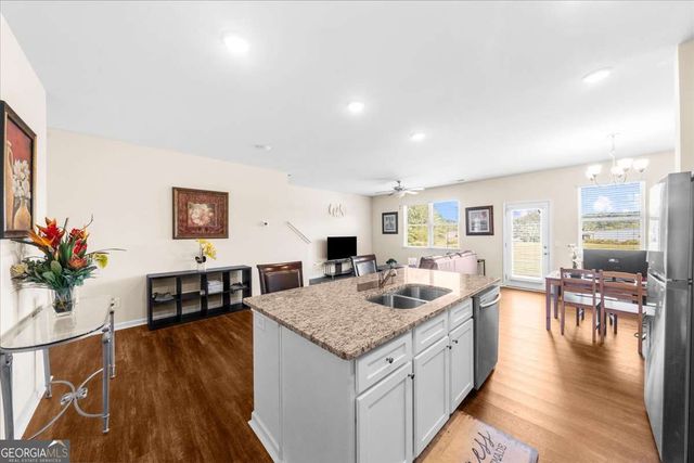 300 Harrison Drive, Calhoun, GA 30701