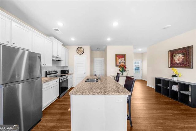 300 Harrison Drive, Calhoun, GA 30701